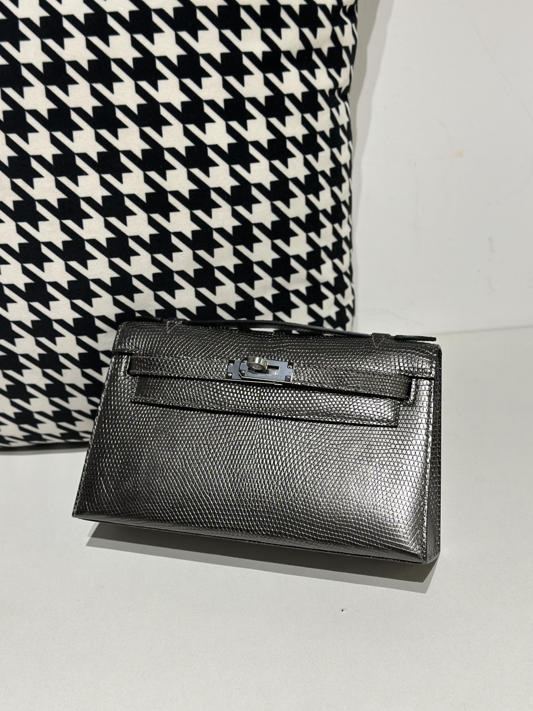 Lizard Leather Gray Silver Hardware Series I Flap Shoulder Bag WLB063 image 2