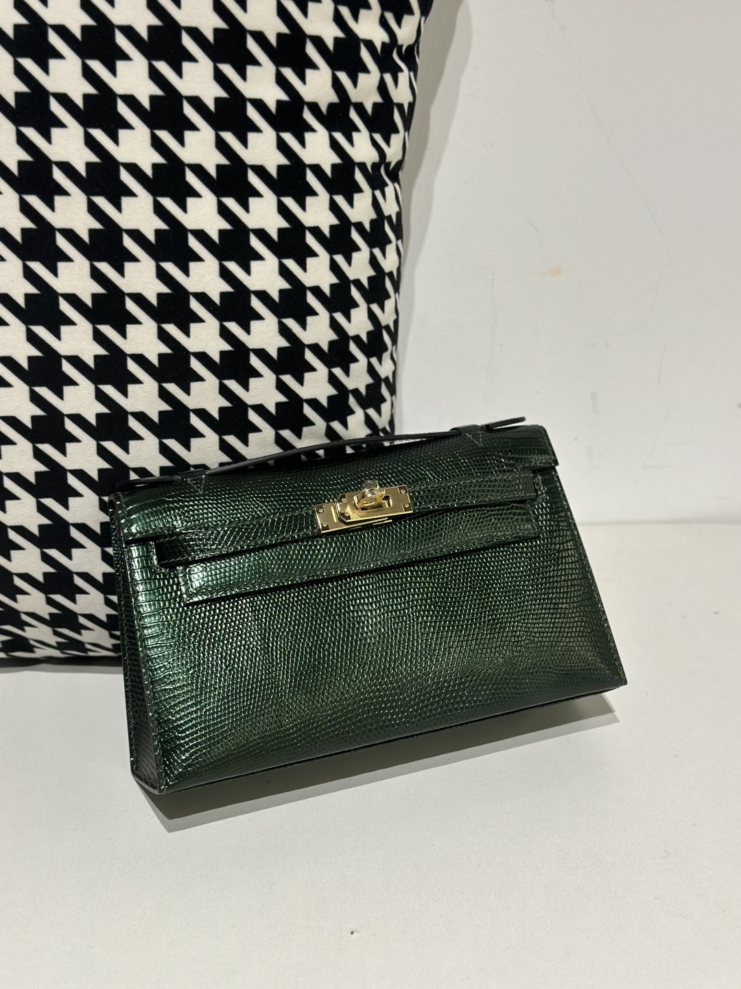 Lizard Leather Pine Green Gold Hardware Series I Flap Shoulder Bag WLB065