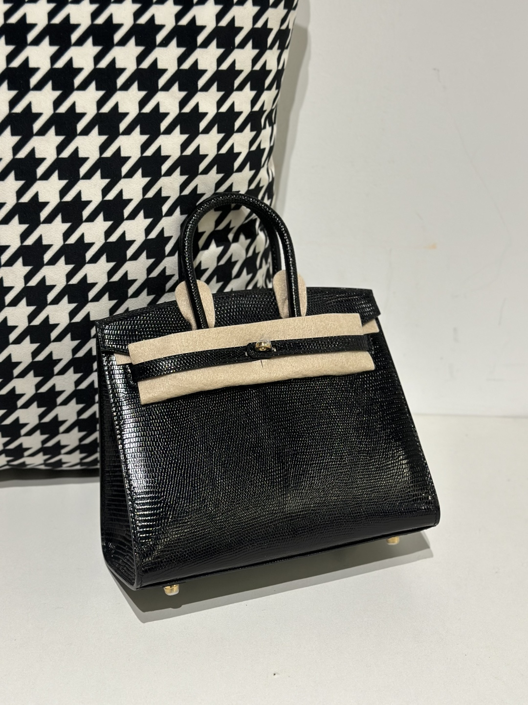 Lizard Leather Black 20cm Gold Hardware Top Handle Tote Bag WLB069
