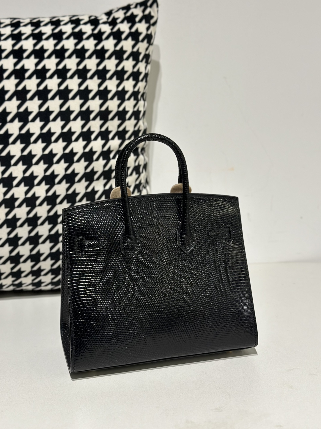 Lizard Leather Black 20cm Gold Hardware Top Handle Tote Bag WLB069 image 3