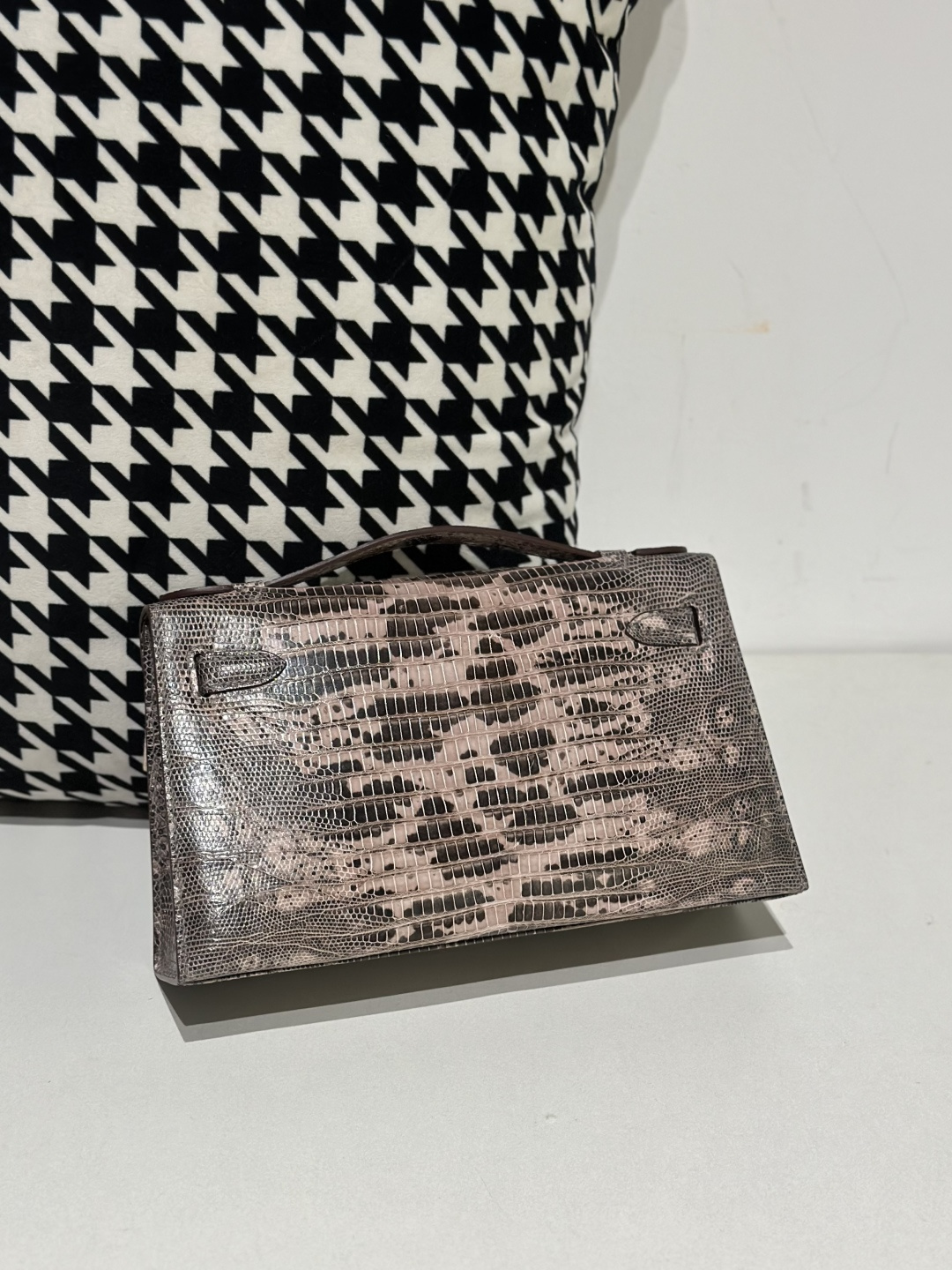 Lizard Leather Pink Silver Hardware Series I Flap Shoulder Bag WLB075 image 3