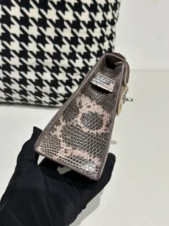 Lizard Leather Pink Silver Hardware Series I Flap Shoulder Bag WLB075 image 5