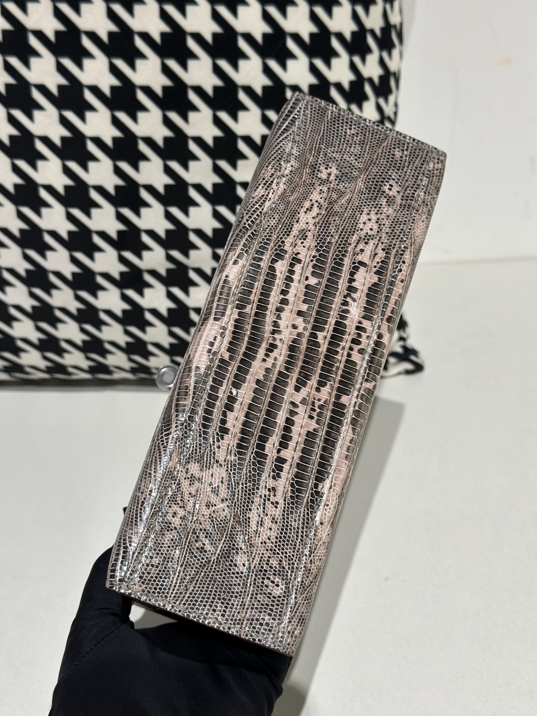 Lizard Leather Pink Silver Hardware Series I Flap Shoulder Bag WLB075 image 6