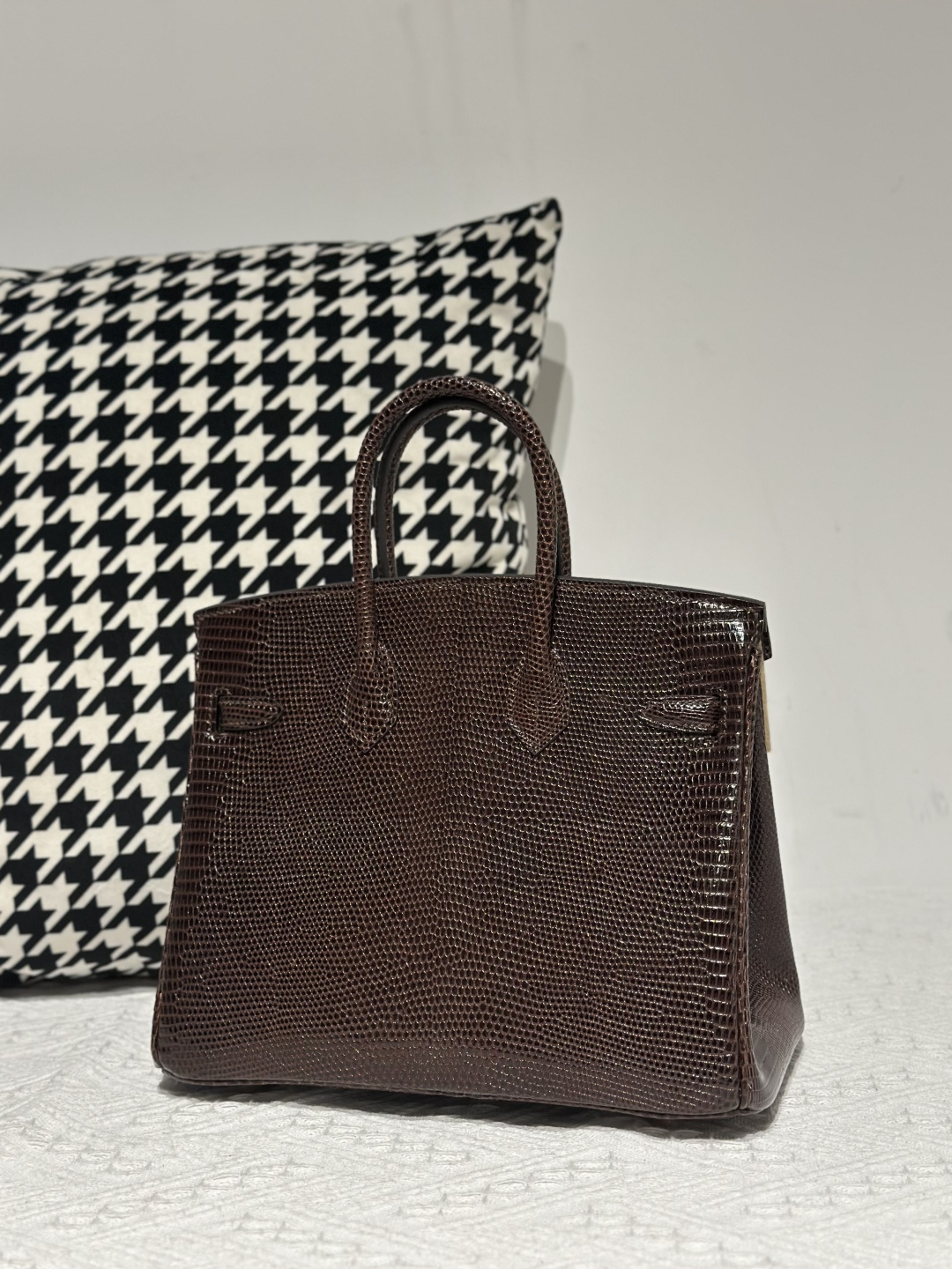 Lizard Leather Ebony 25cm Gold Hardware Top Handle Tote Bag WLB083 image 3