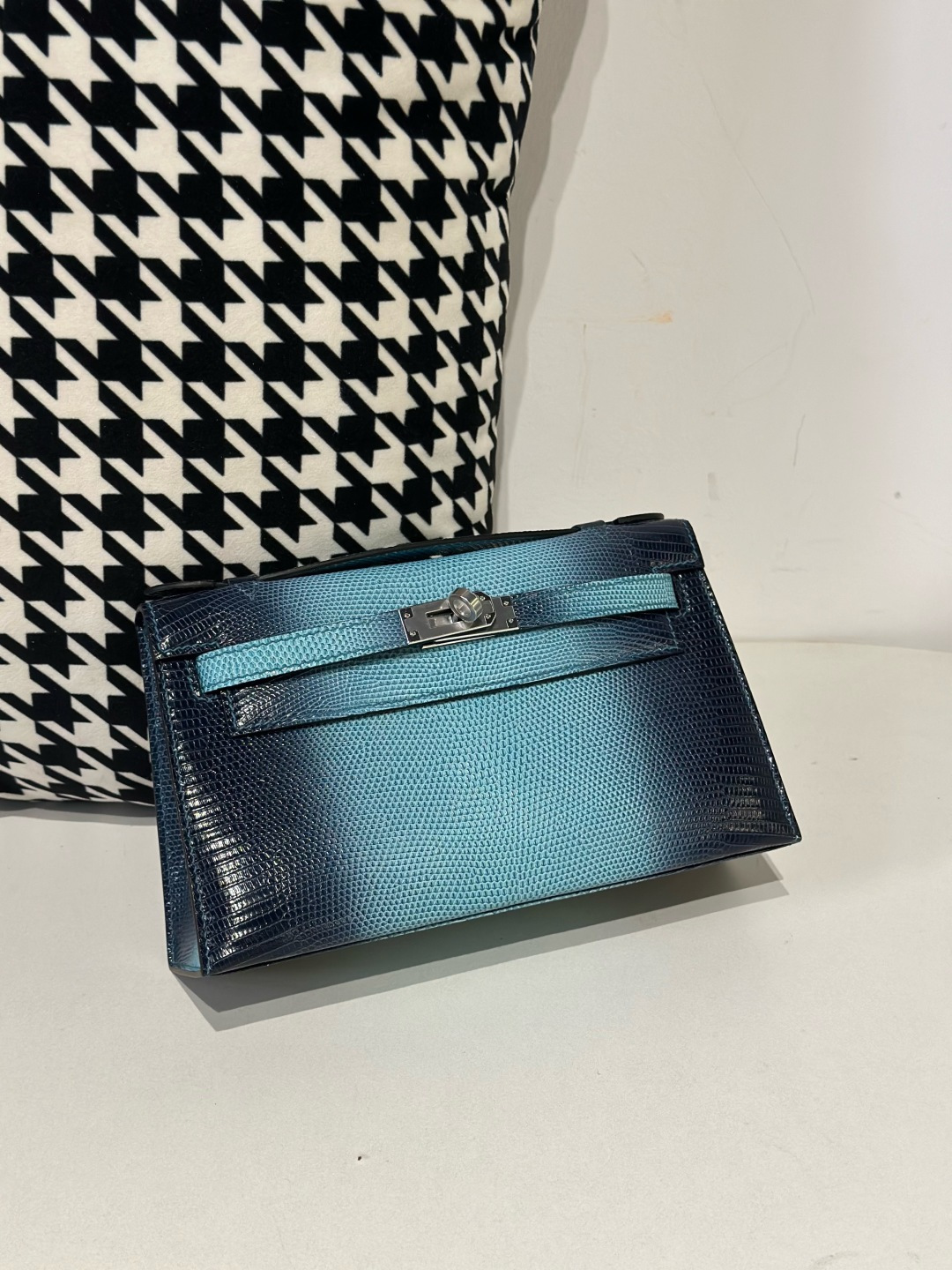 Lizard Leather Series I Flap Shoulder Bag Collection WLB100