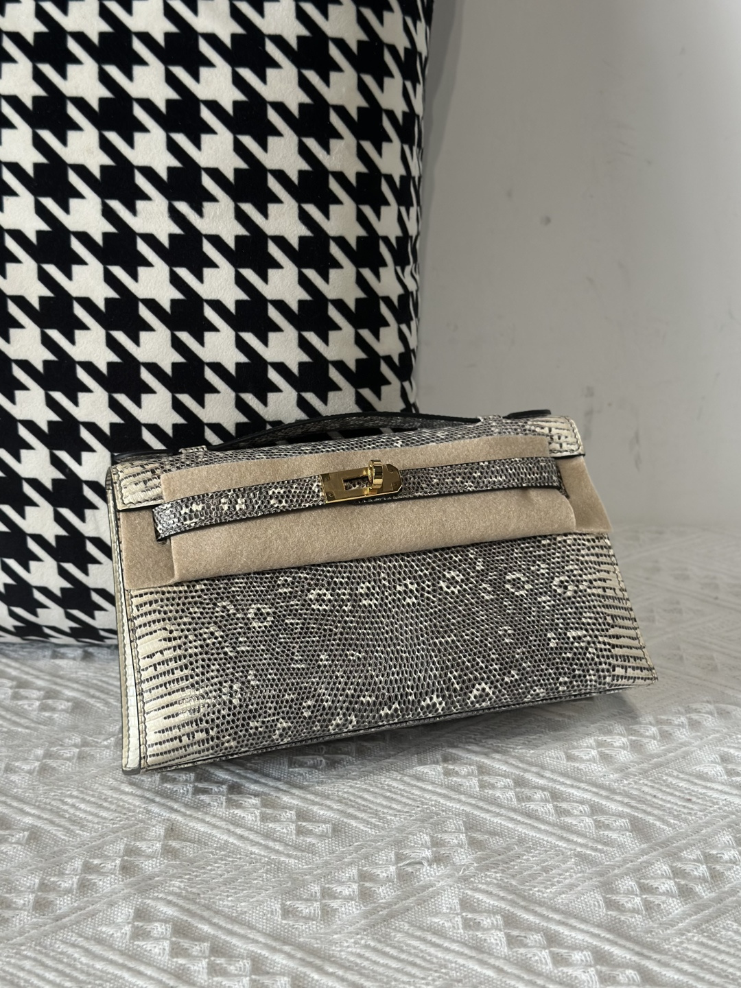 Lizard Leather Natural Pattern Gold Hardware Series I Flap Shoulder Bag WLB101