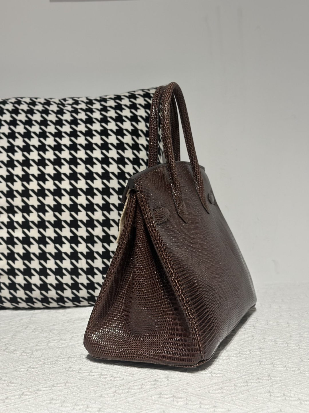 Lizard Leather Ebony 30cm Gold Hardware Top Handle Tote Bag WLB123 photo 4