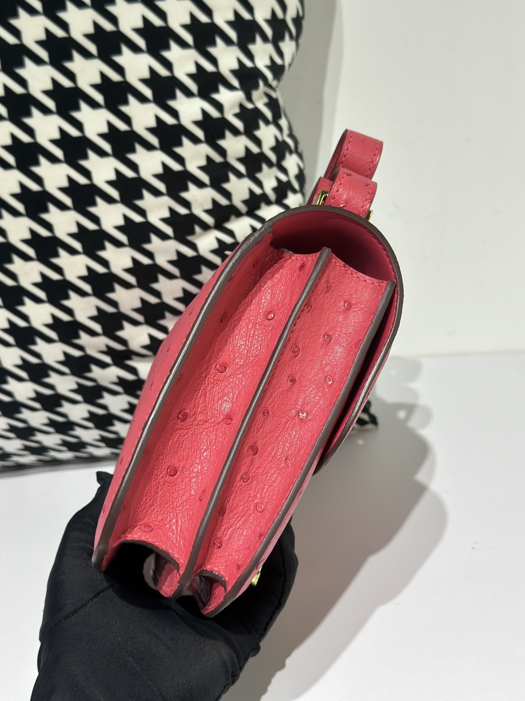 Ostrich Leather Candy Pink 23cm Gold Hardware Flap Shoulder Bag WOB006 image 5