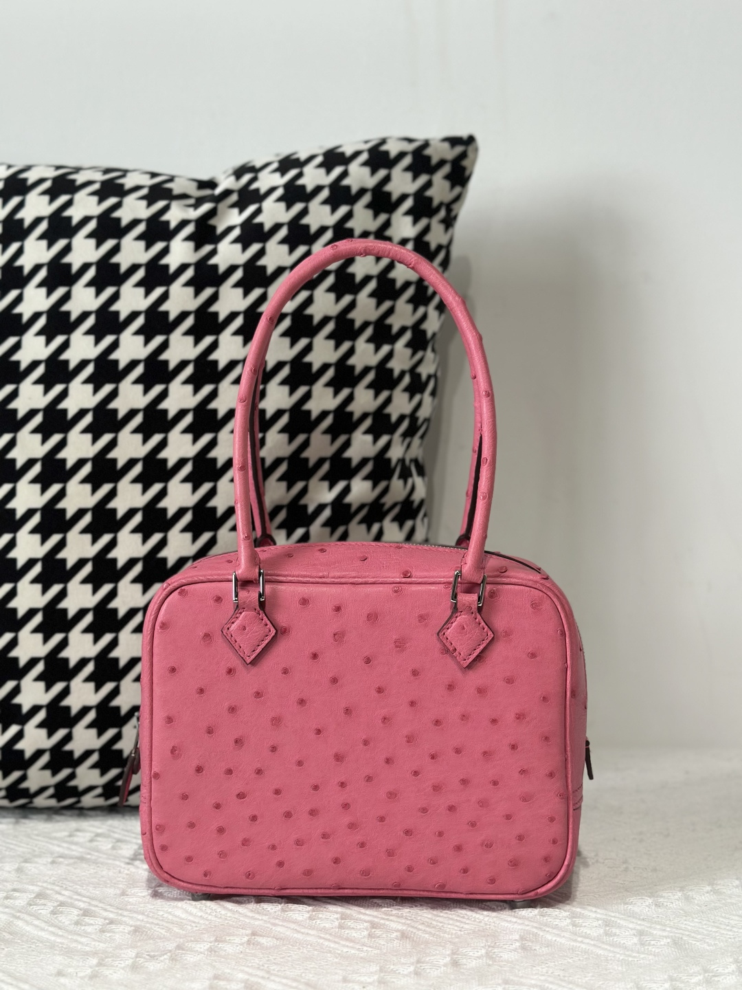 Ostrich Leather Bubble Pink 20cm Silver Hardware Feather Bag WOB023