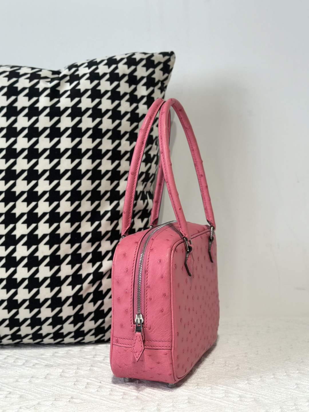 Ostrich Leather Bubble Pink 20cm Silver Hardware Feather Bag WOB023 photo 4