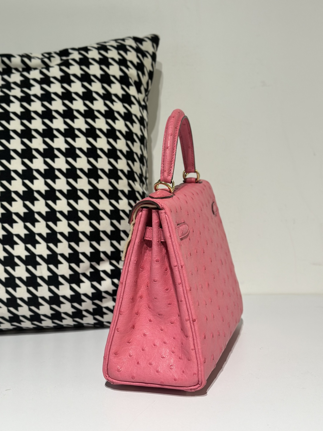 Ostrich Leather Bubble Pink 25cm Gold Hardware Top Handle Bag WOB032 image 4