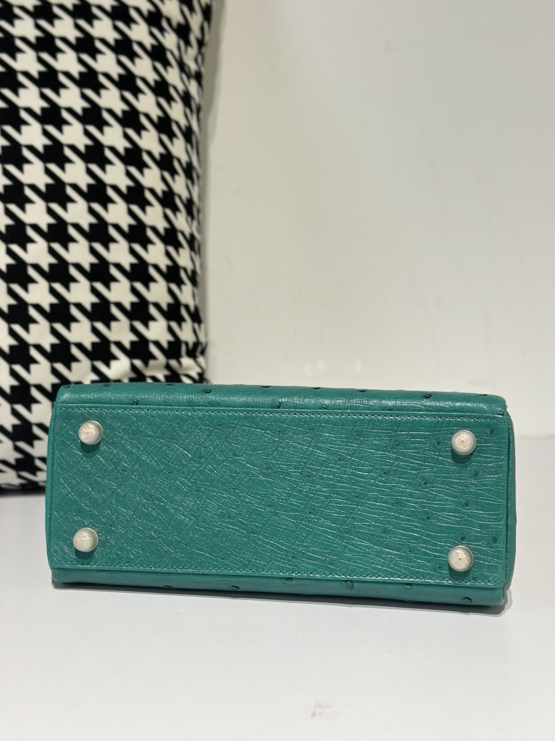 Ostrich Leather Inside Stitch Velvet Green 25cm Gold Hardware Top Handle Bag WOB033 image 6