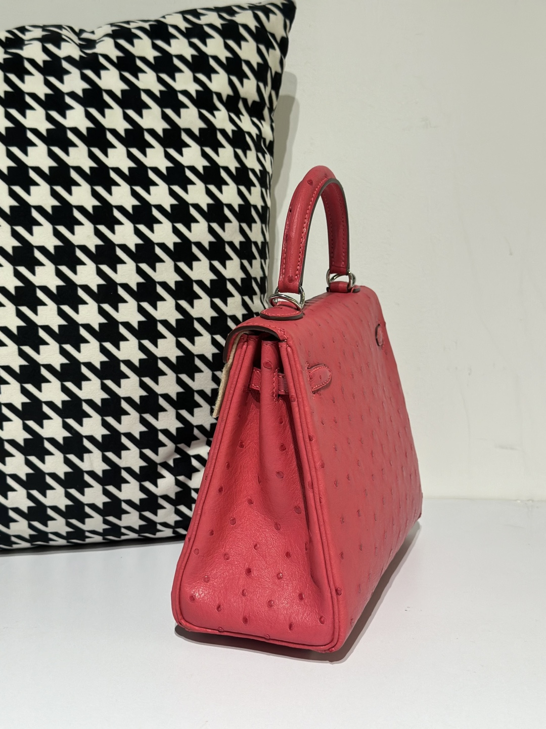 Ostrich Leather Candy Pink 25cm Silver Hardware Top Handle Bag WOB034 photo 4