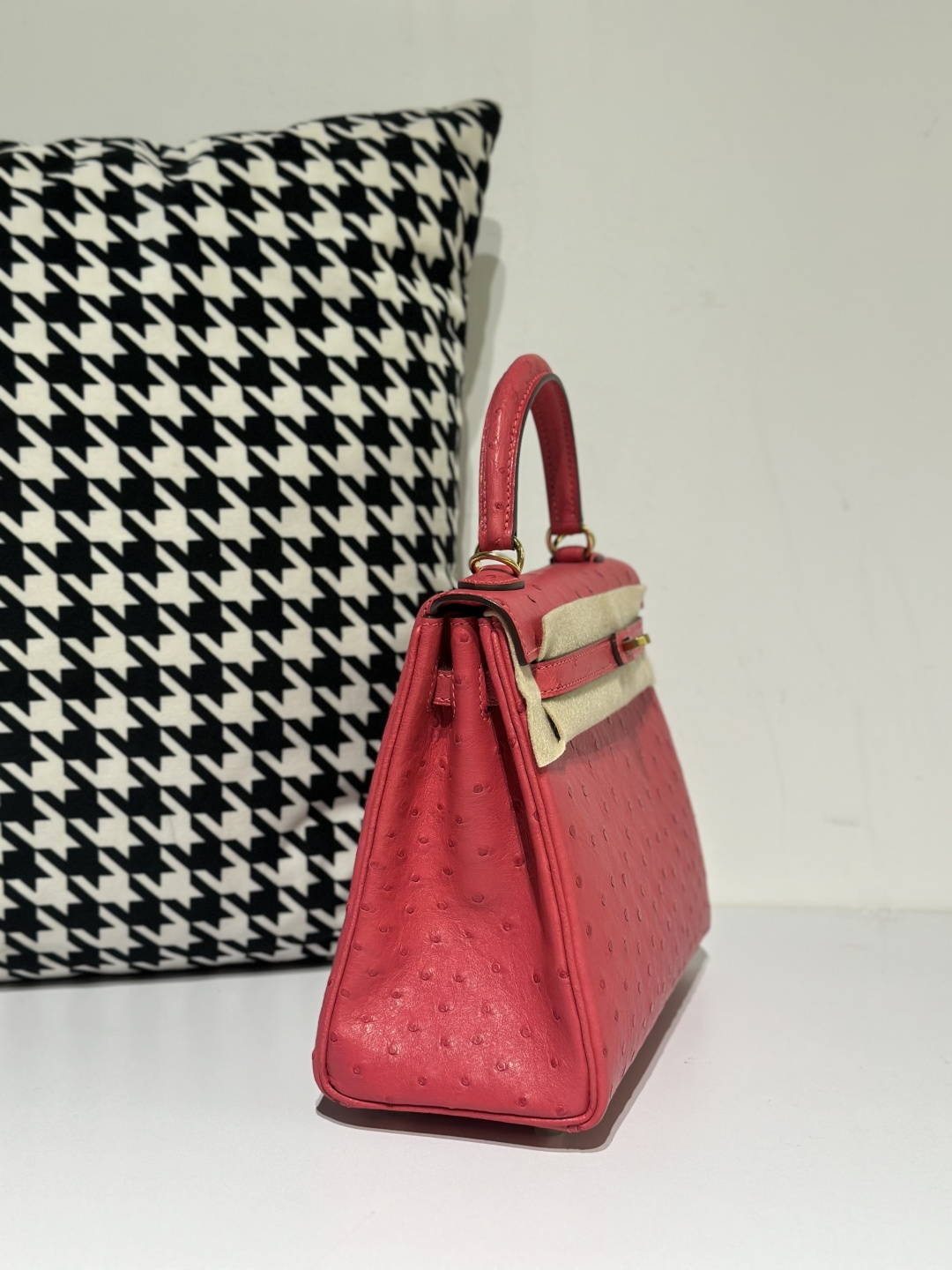 Ostrich Leather Candy Pink 25cm Gold Hardware Top Handle Bag WOB036 image 5
