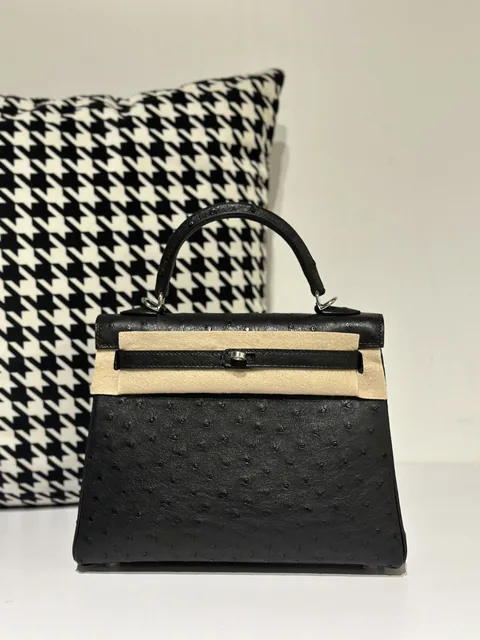 Ostrich Leather Black 25cm Silver Hardware Top Handle Bag WOB037