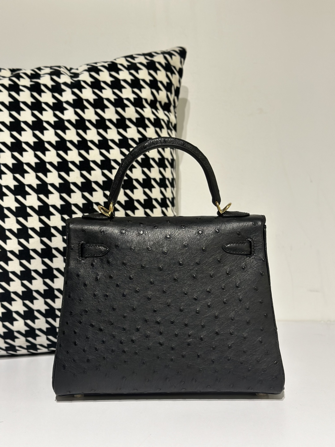 Ostrich Leather Black 25cm Gold Hardware Top Handle Bag WOB038 image 3