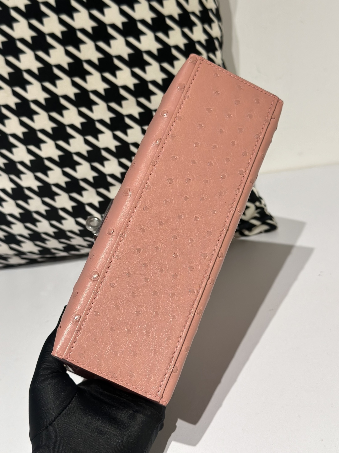 Ostrich Leather Ceramic Pink Silver Hardware Series I Flap Shoulder Bag WOB042 photo 6