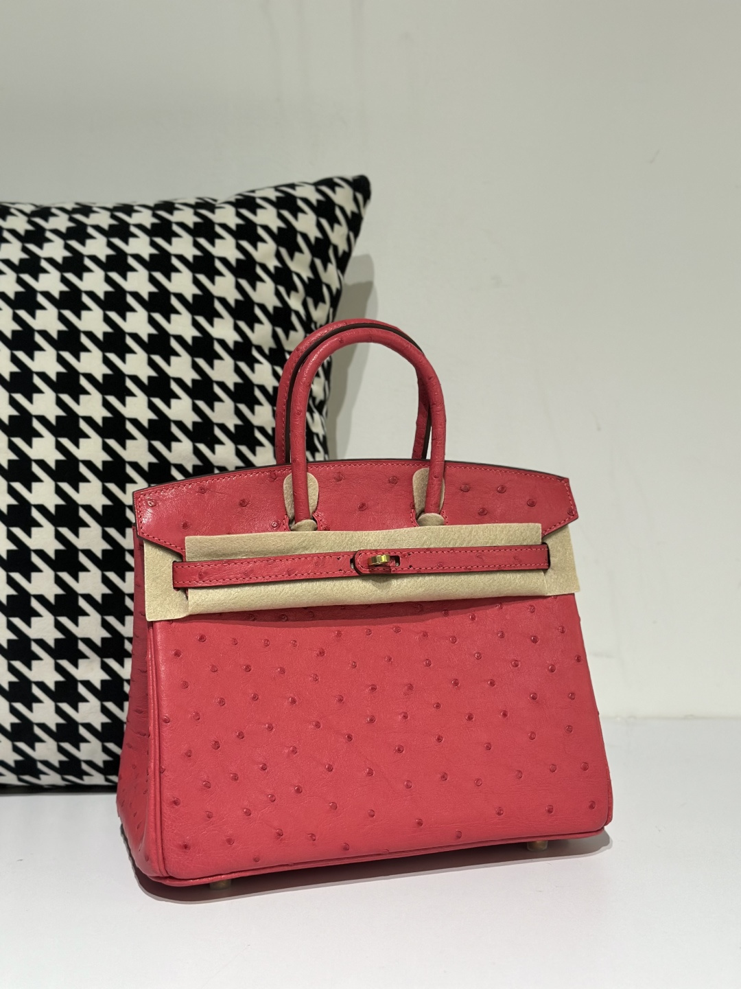 Ostrich Leather Candy Pink 25cm Gold Hardware Top Handle Tote Bag WOB049 photo 2