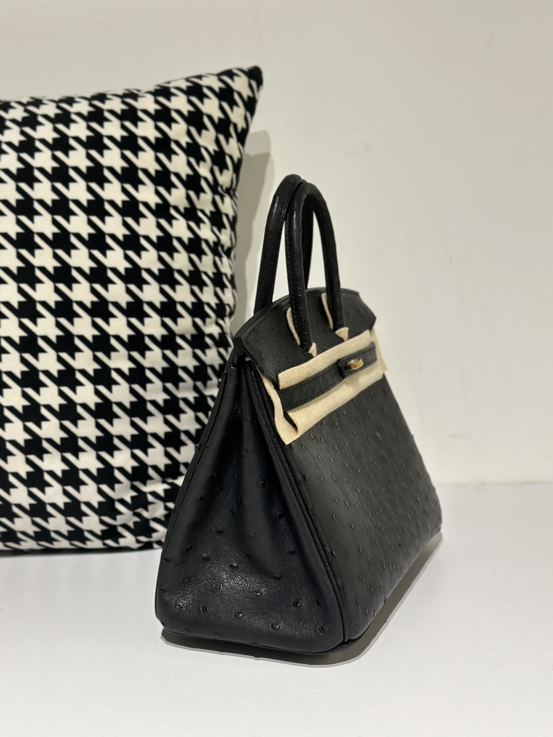 Ostrich Leather Black 25cm Gold Hardware Top Handle Tote Bag WOB051 image 5
