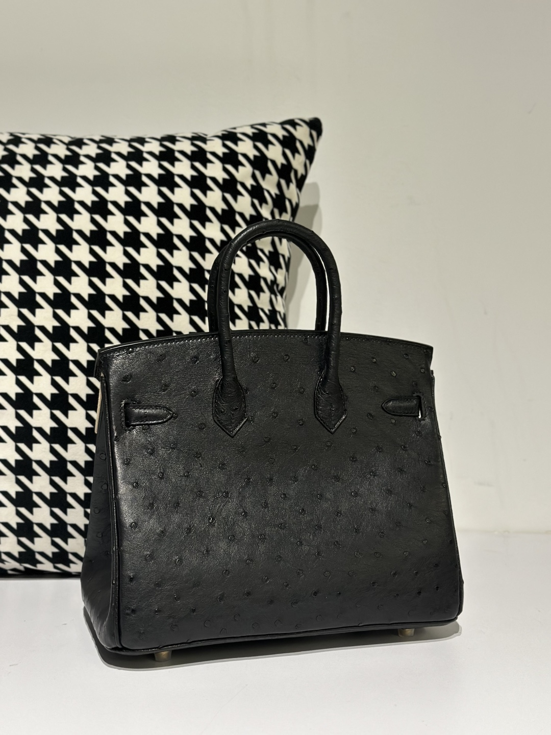 Ostrich Leather Black 25cm Gold Hardware Top Handle Tote Bag WOB052 photo 3