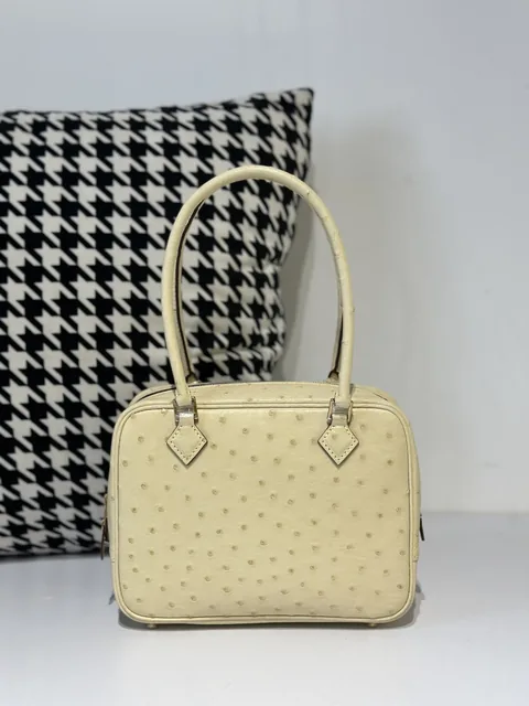 Ostrich Leather 20cm Vanilla Gold Hardware Feather Bag WOB057