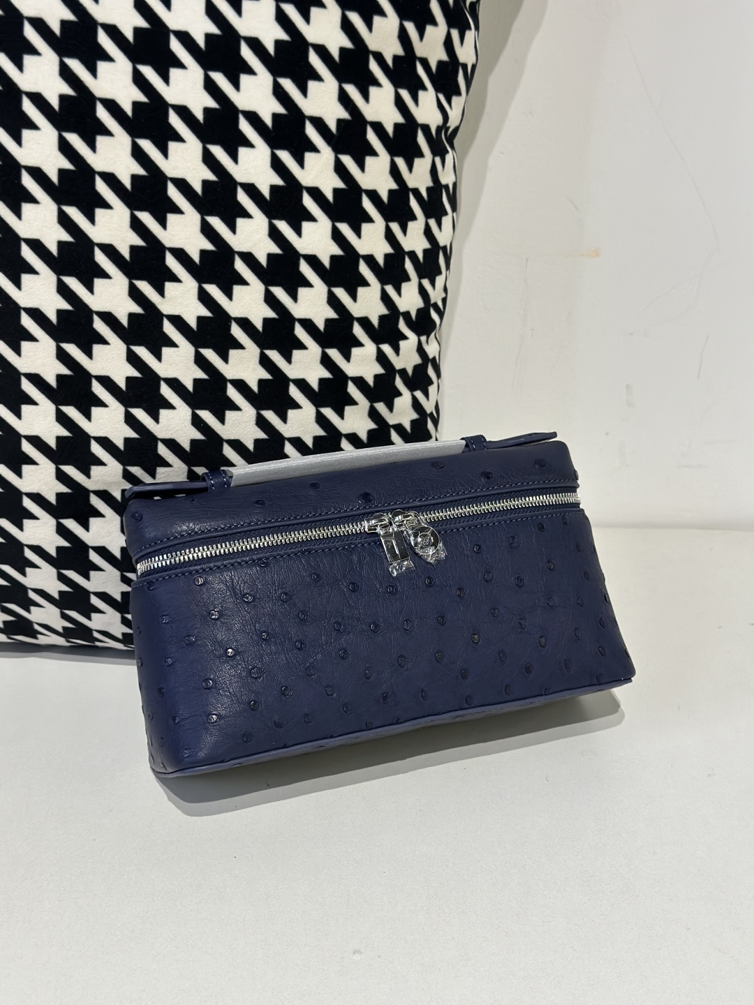 Ostrich Leather Navy 19cm Silver Hardware Top Handle Bag WOB069
