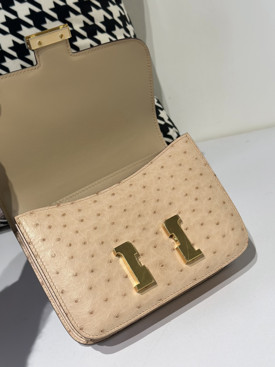 Ostrich Leather Rose Pink 18cm Gold Hardware Flap Shoulder Bag WOB074 photo 2