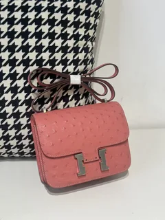 Ostrich Leather Ceramic Pink 18cm Silver Hardware Flap Shoulder Bag WOB076 image 1