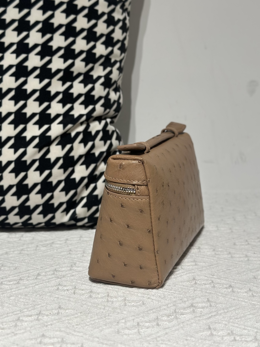 Ostrich Leather Milk Tea Beige 19cm Silver Hardware Top Handle Bag WOB088 image 4