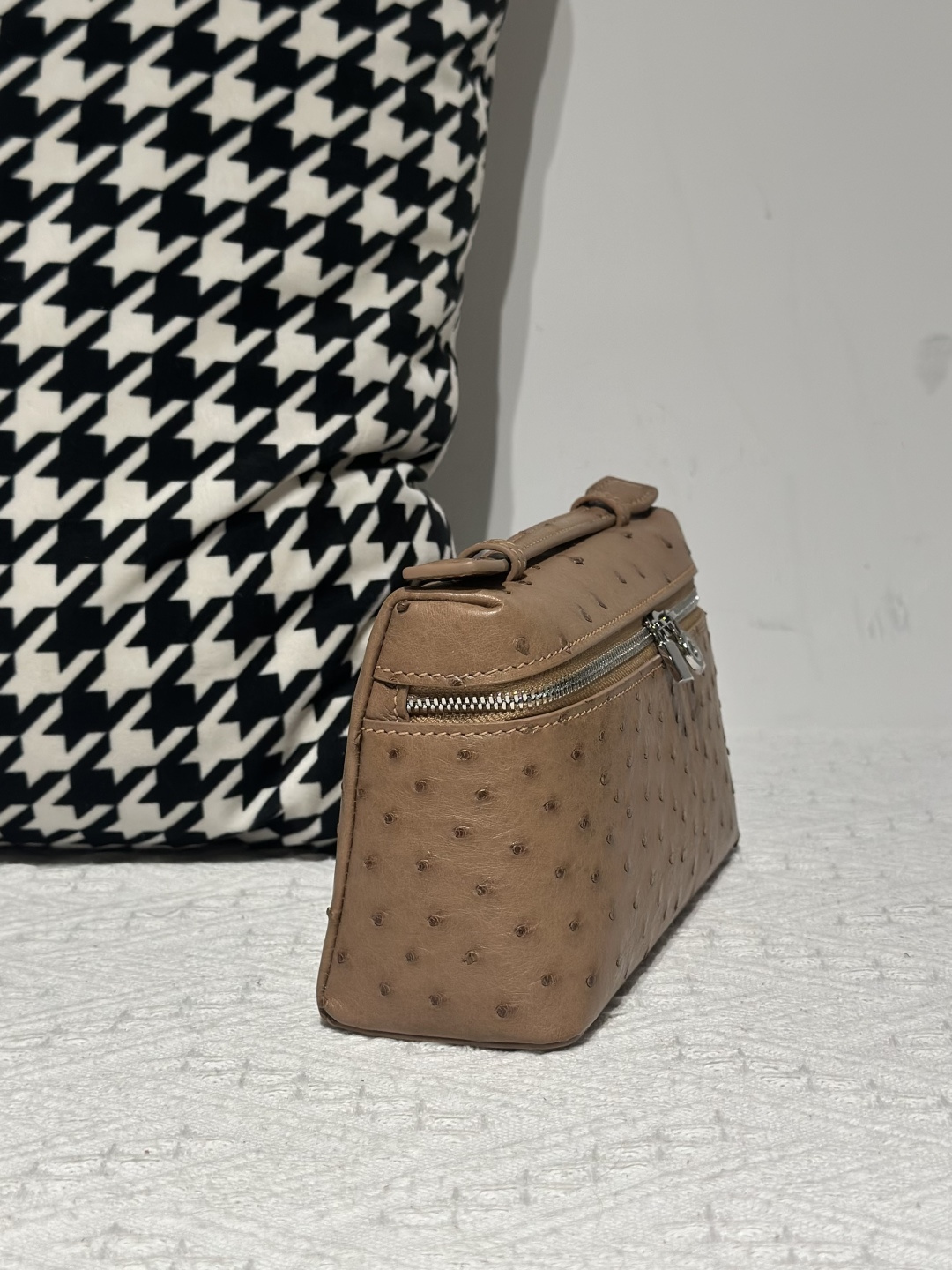 Ostrich Leather Milk Tea Beige 19cm Silver Hardware Top Handle Bag WOB089 image 5