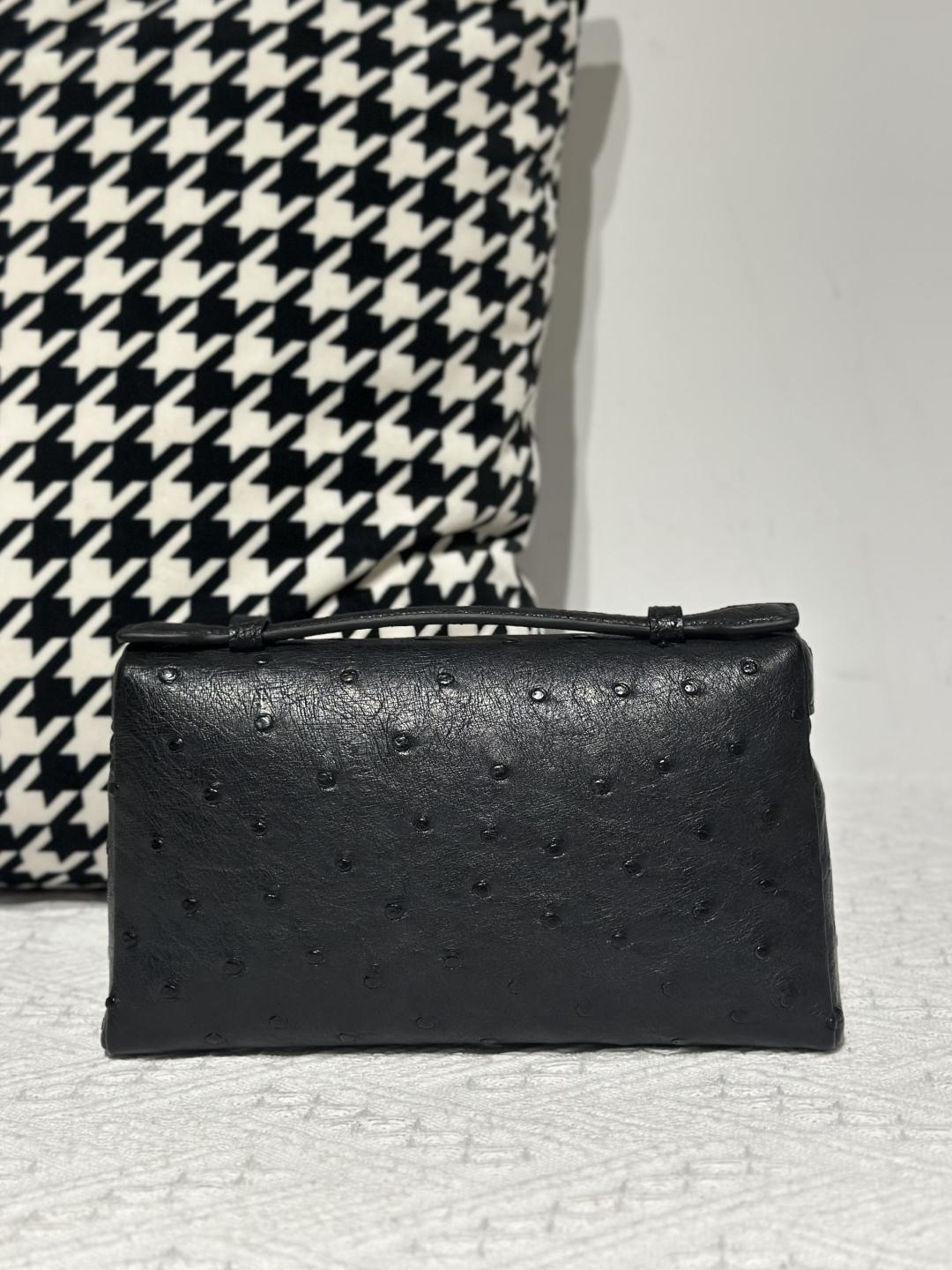 Ostrich Leather Black 19cm Silver Hardware Top Handle Bag WOB098 photo 3