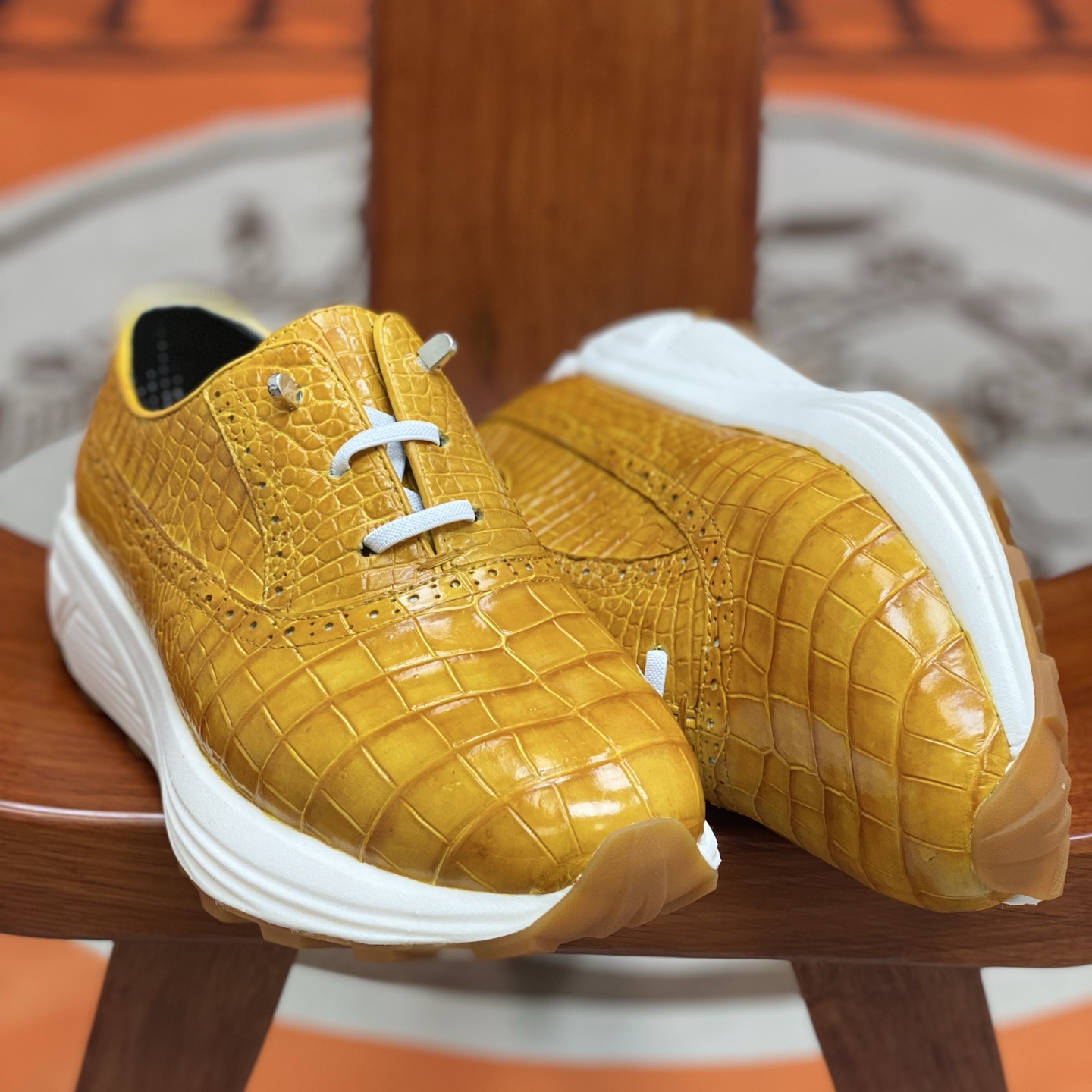 Crocodile Leather Belly Cut Non-Slip Gum Sole Running Shoes FCS004 photo 4