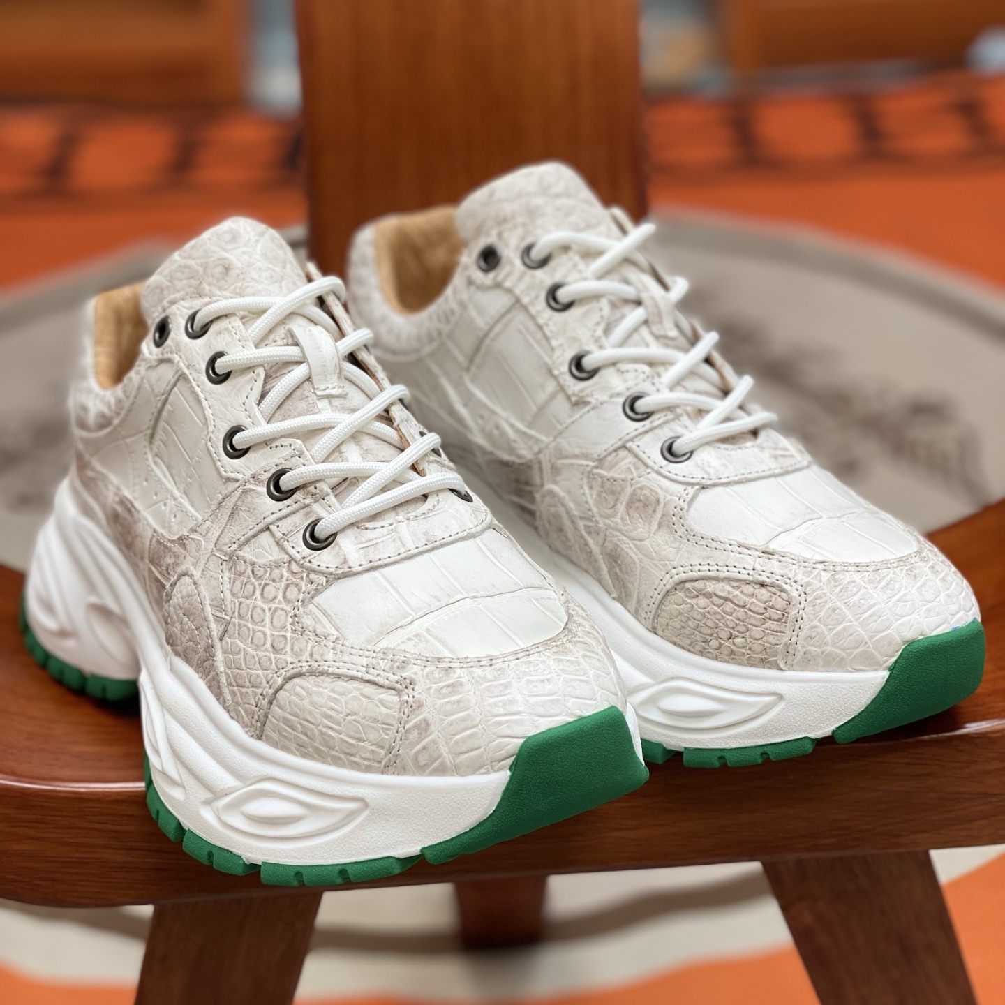Crocodile Leather Himalayan Belly Cut Water-Dyed Running Shoes FCS006