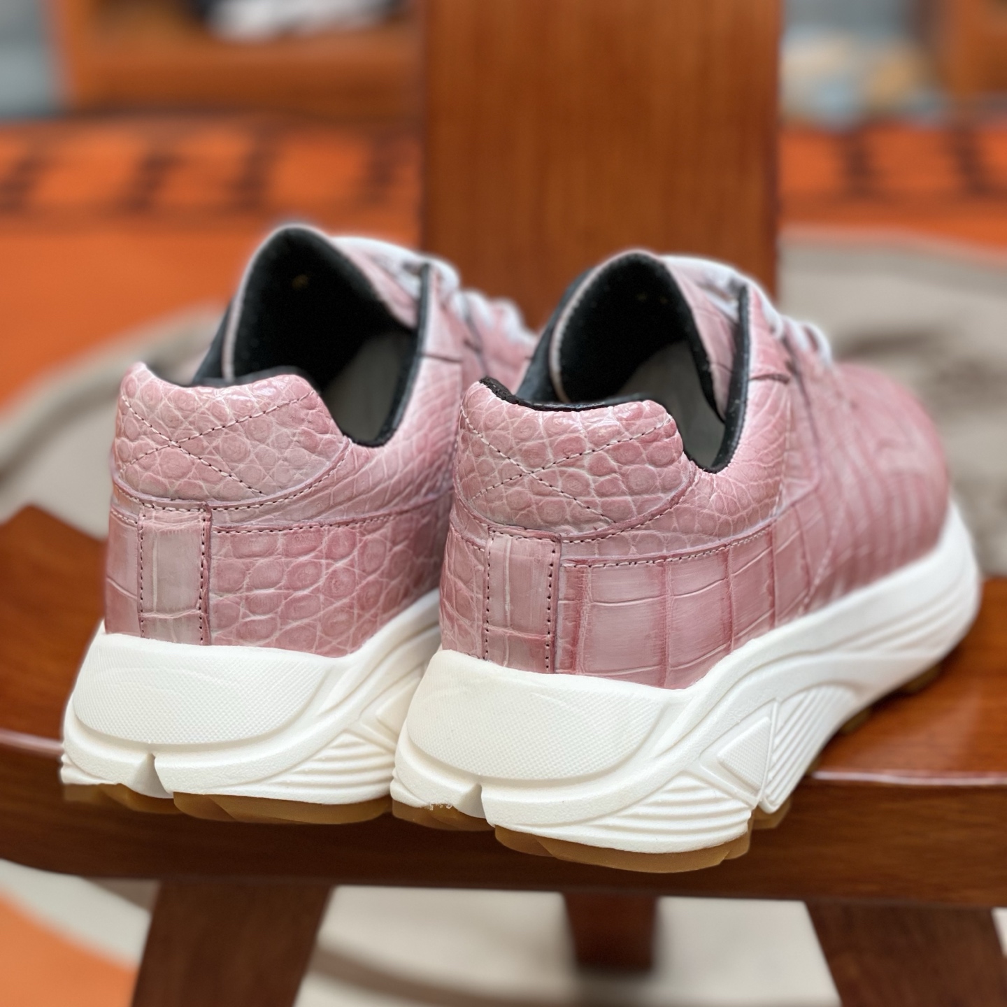 Crocodile Leather Belly Cut Hand-Finished Water-Dyed Running Shoes FCS011 photo 6