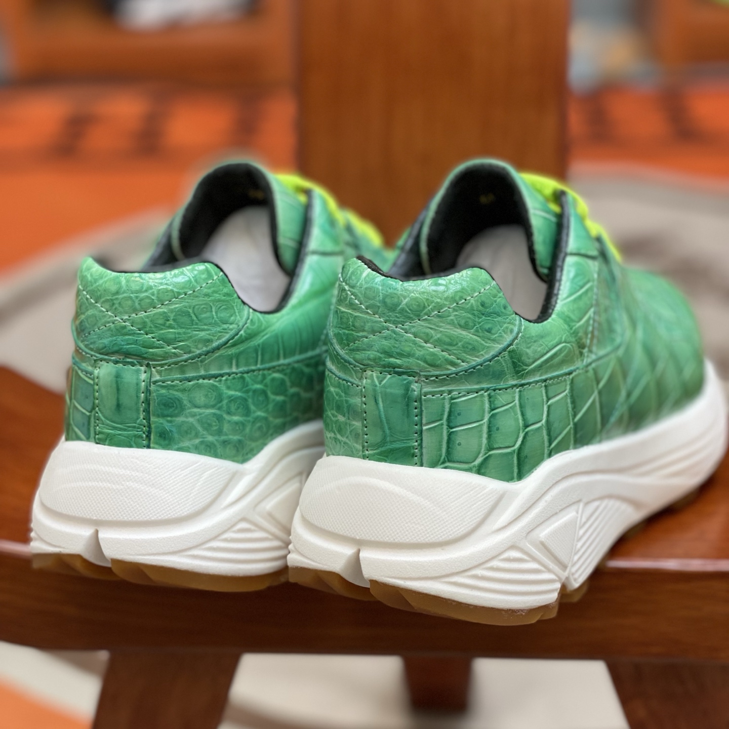 Crocodile Leather Belly Cut Hand-Finished Water-Dyed Running Shoes FCS012 photo 6
