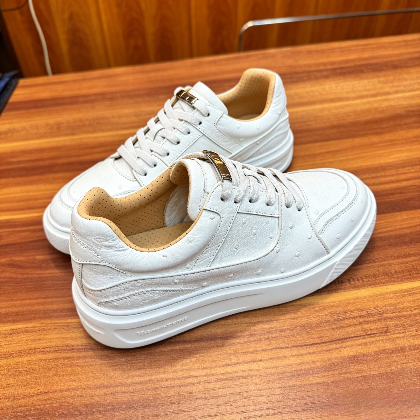 Ostrich Leather XL Sole Water-Dyed EVA Sole Low-Top Sneakers FOS002 photo 5
