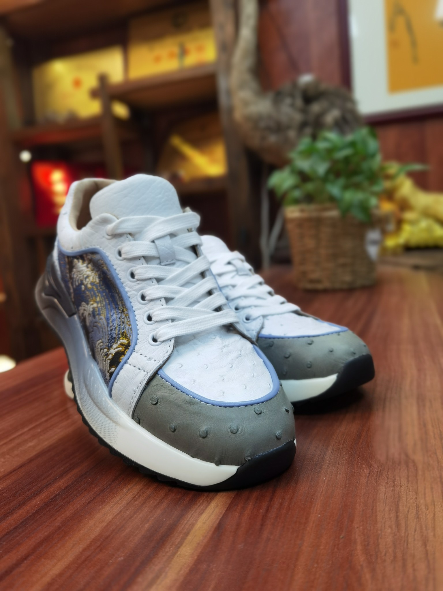 Ostrich Leather Men's Ukiyo-e Print Breathable Retro Running Shoes FOS031 image 6