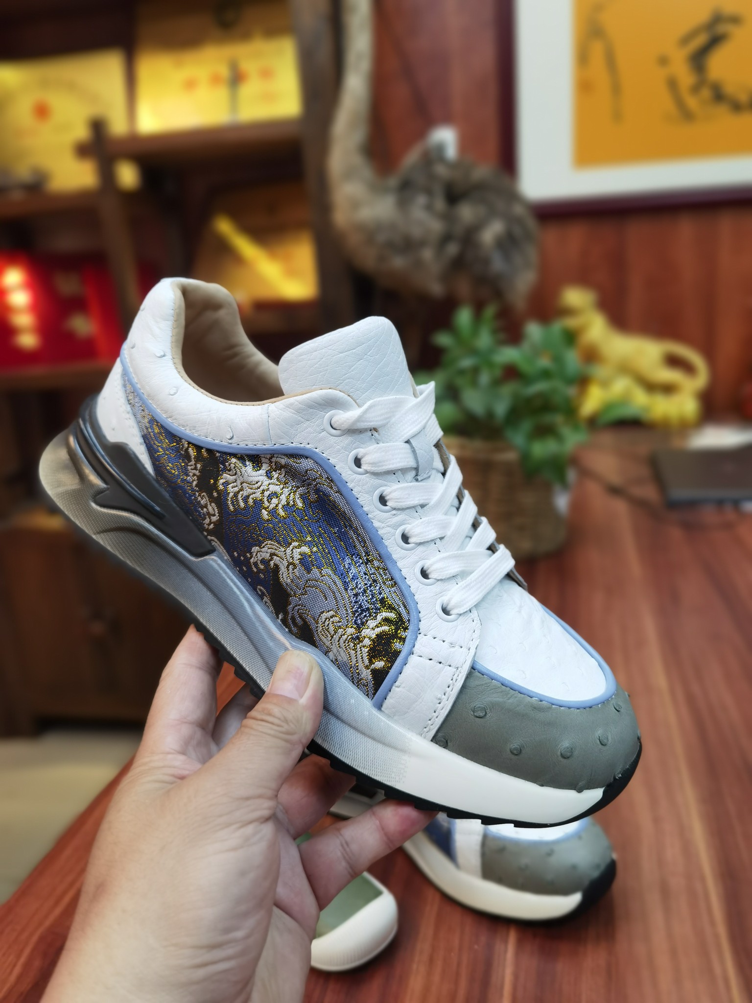 Ostrich Leather Men's Ukiyo-e Print Breathable Retro Running Shoes FOS031 image 7