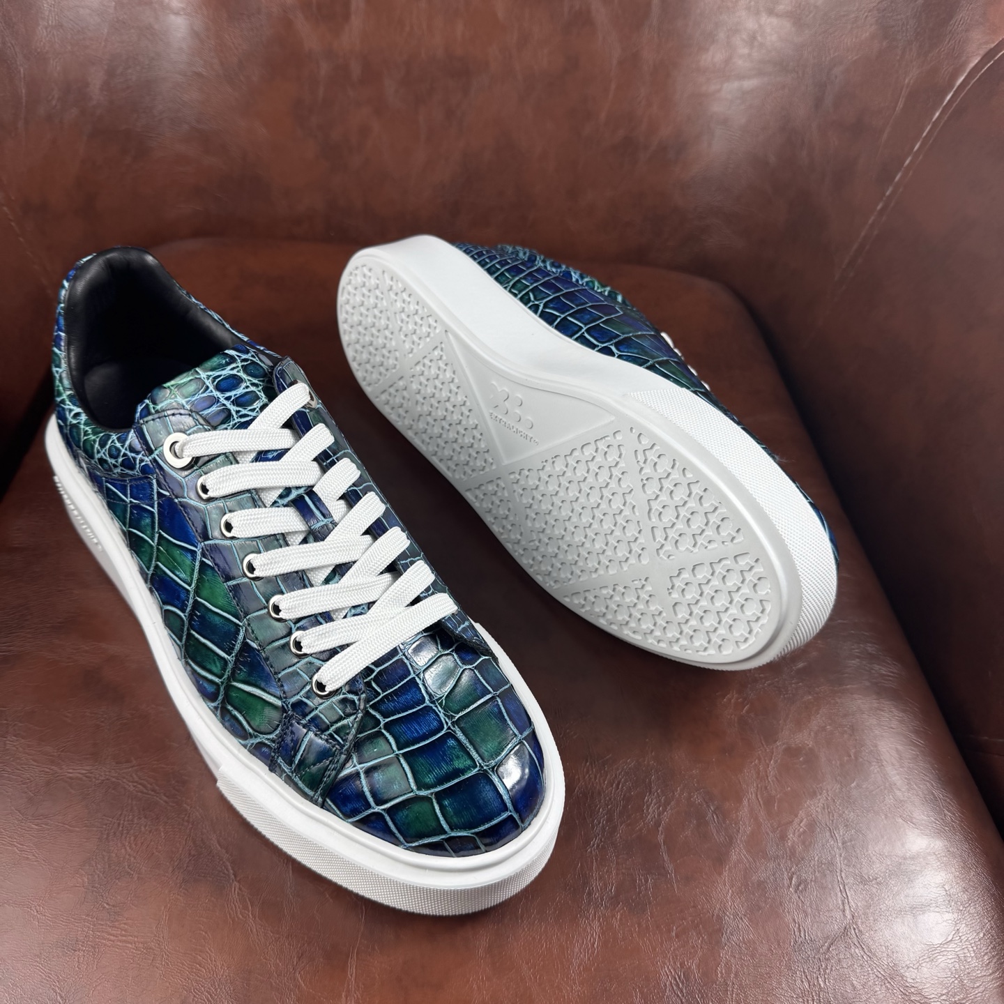 Crocodile Leather Iridescent Blue Green Low-Top Sneakers BCS001 image 4