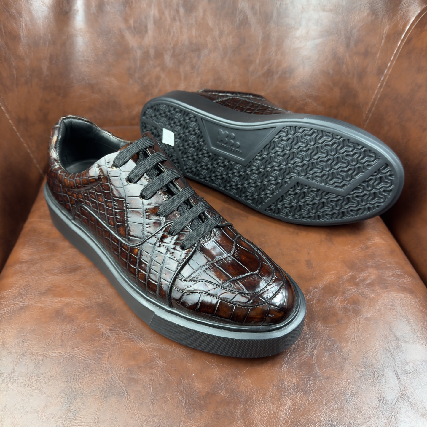 Crocodile Leather Nile Low-Top Sneakers BCS004 image 7