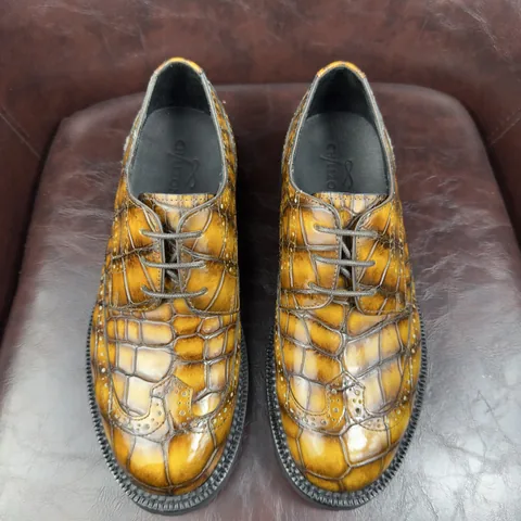 Crocodile Leather Nile Round-Toe Shoes BCS007