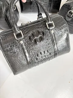 Crocodile Leather Women's Black 27 x 18 x 15cm Belly and Hornback Boston Bag HCB011 image 4