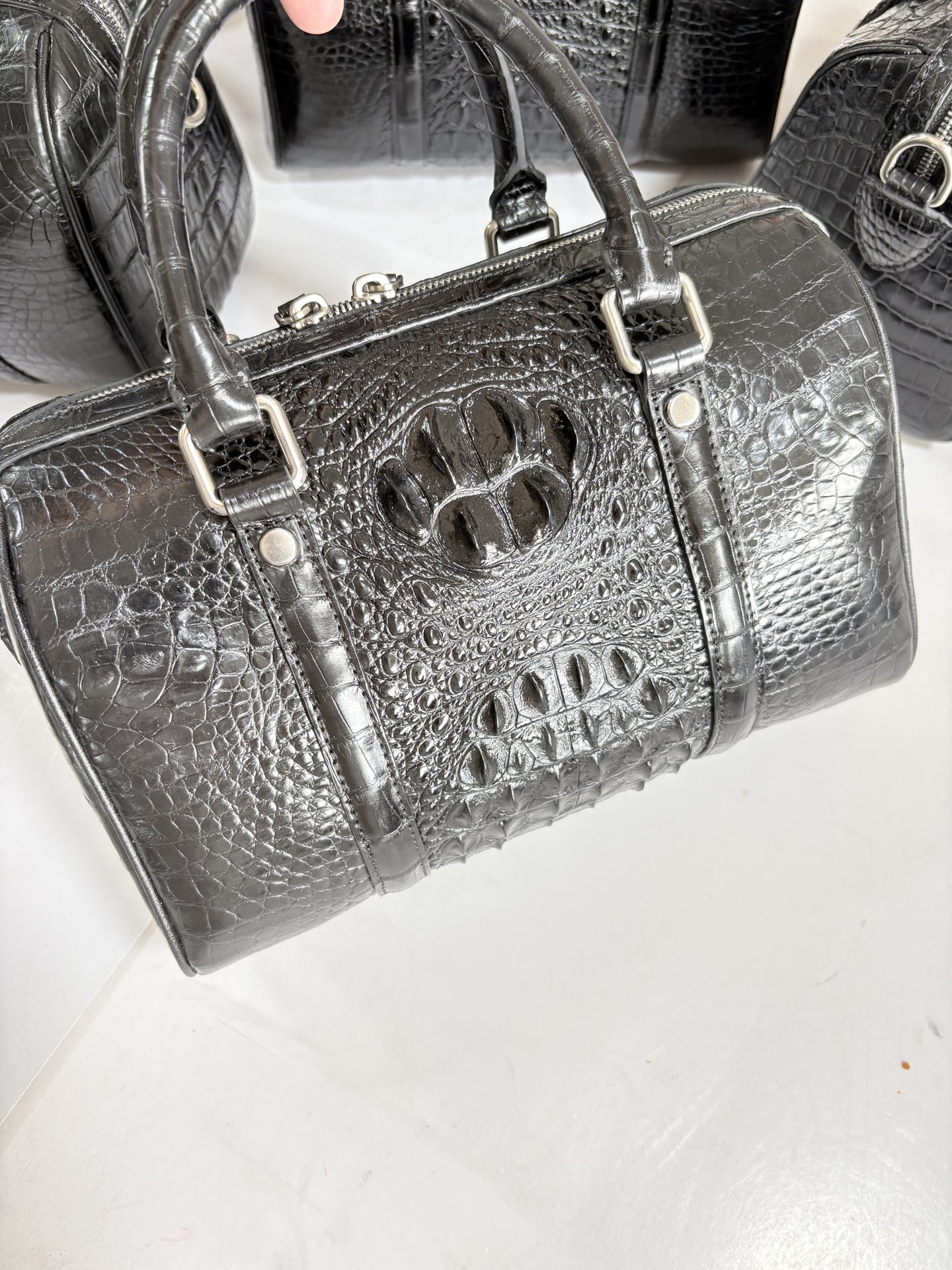 Crocodile Leather Women's Black 27 x 18 x 15cm Belly and Hornback Boston Bag HCB011 photo 4