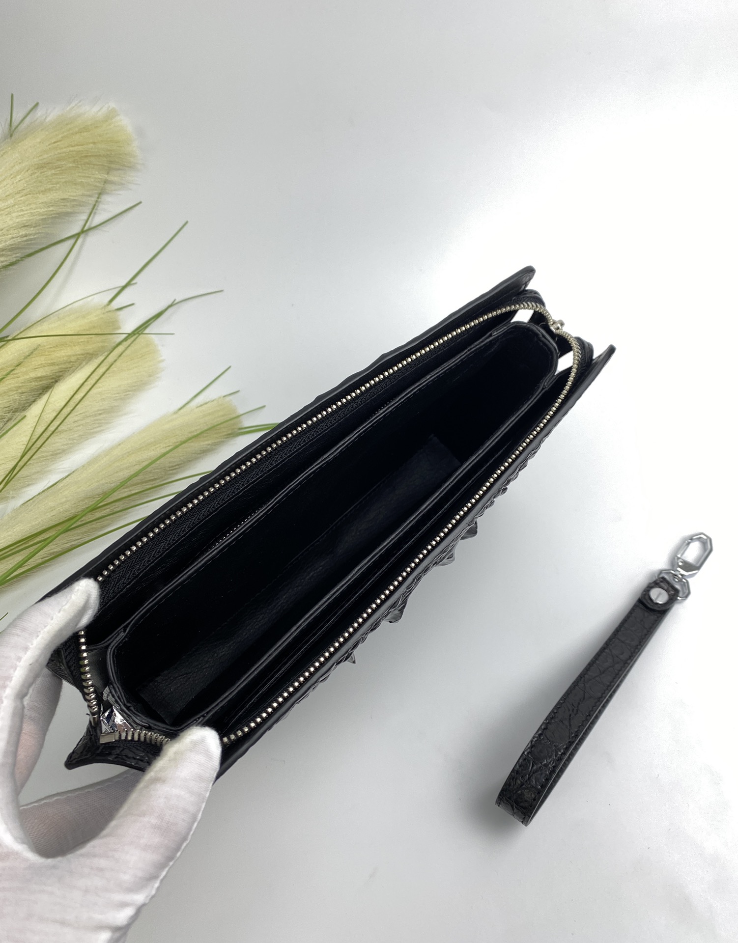 Crocodile Leather Men's Hornback Clutch Bag HCB019 image 9