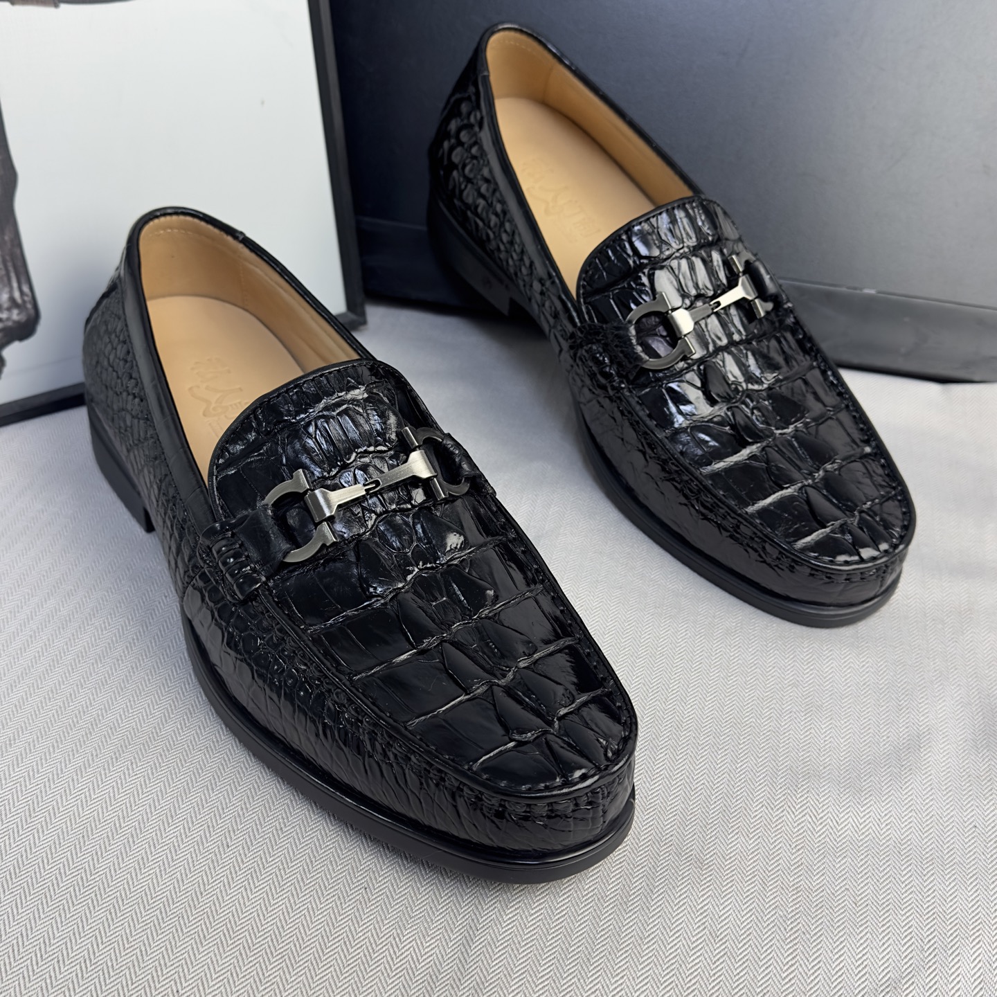 Crocodile Leather Soft Sole Rubber Sole Casual Shoes HCS014 photo 3
