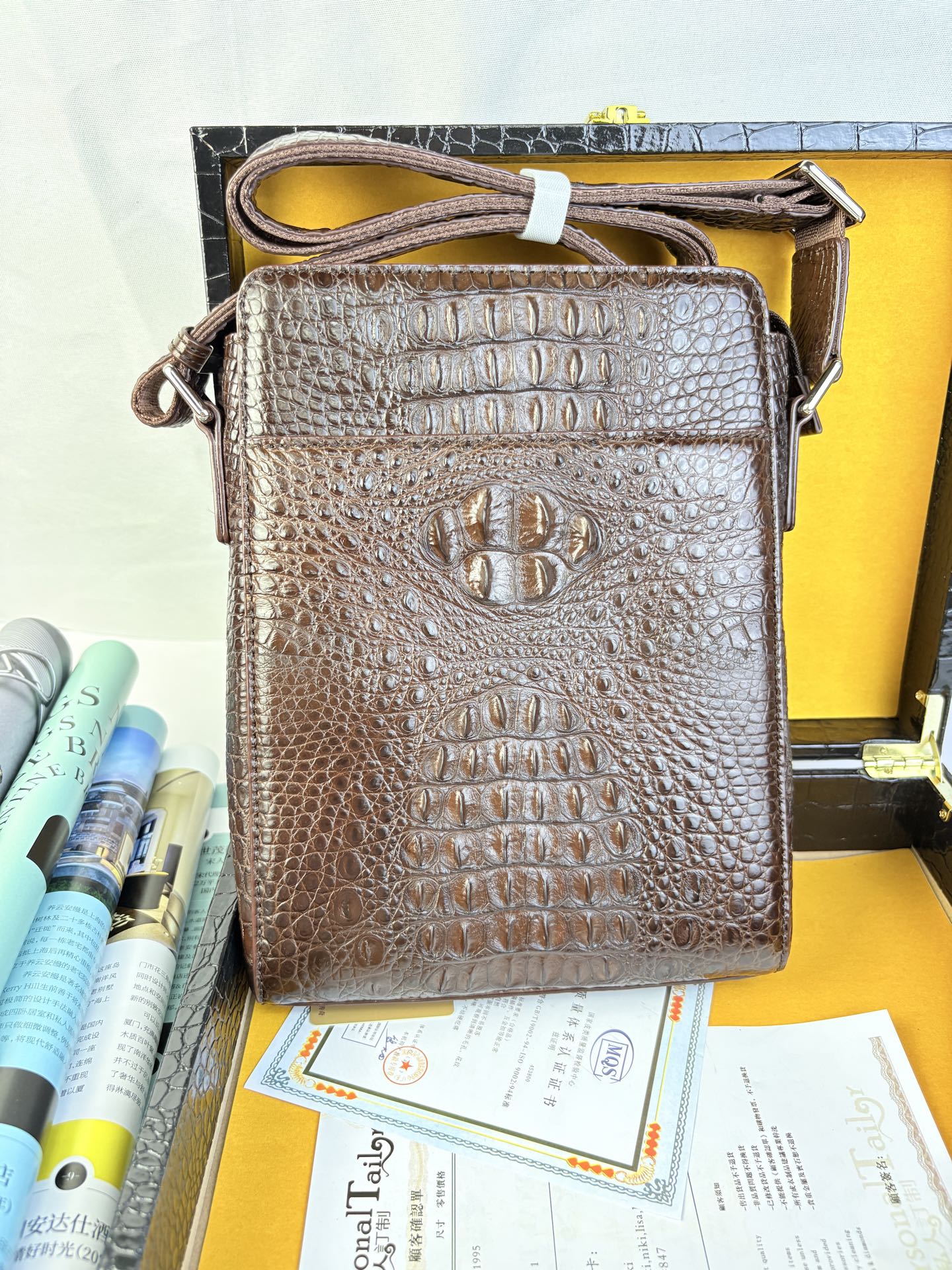 Crocodile Leather Men's Black 26 x 19 x 6.5cm Belly Cut Crossbody Bag HXB001 image 2