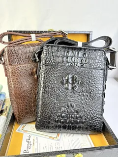 Crocodile Leather Men's Black 26 x 19 x 6.5cm Belly Cut Crossbody Bag HXB001 image 4