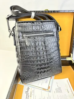 Crocodile Leather Men's Black 26 x 19 x 6.5cm Belly Cut Crossbody Bag HXB001 image 9