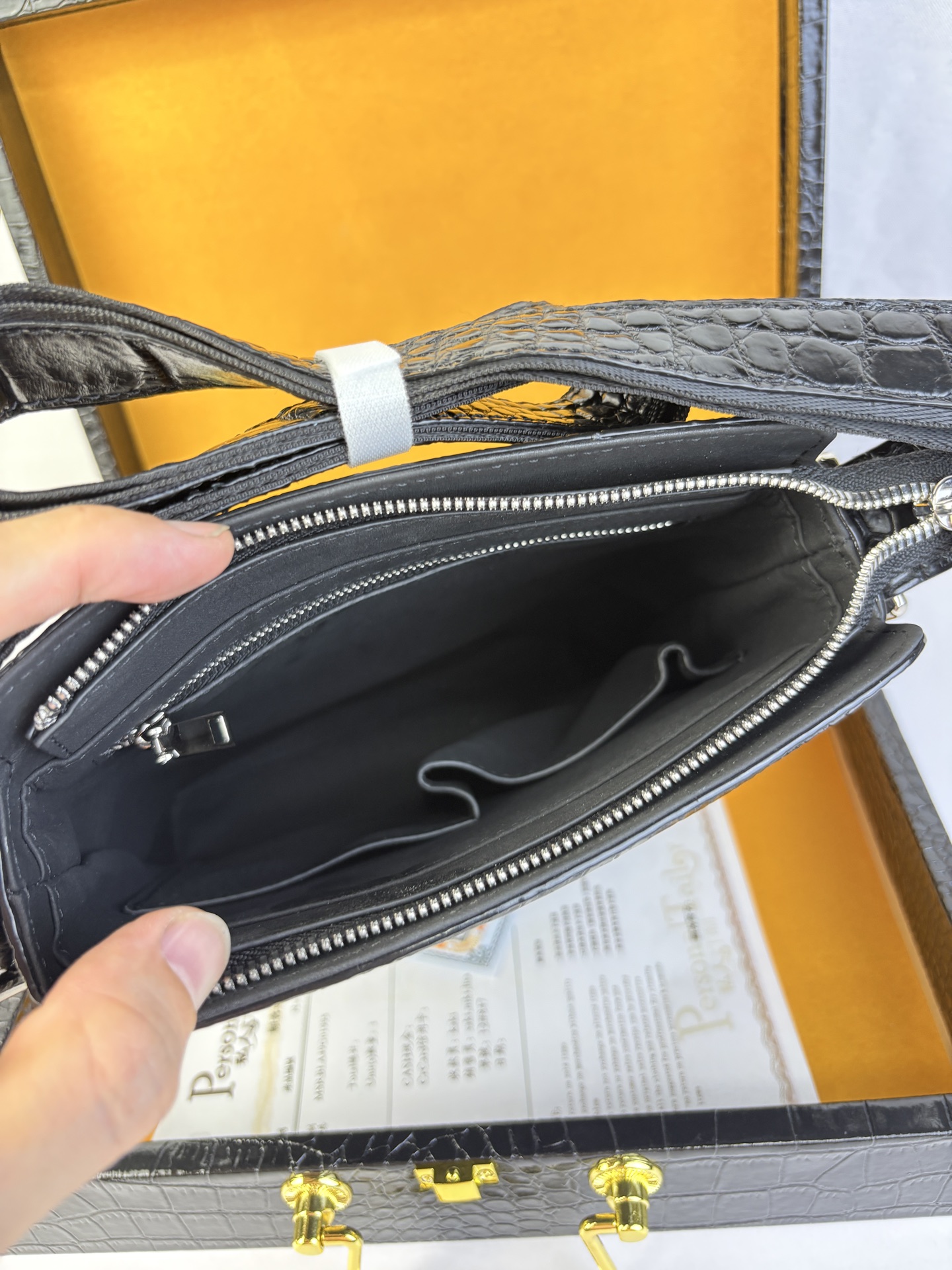 Crocodile Leather Men's Black 26 x 19 x 6.5cm Belly Cut Crossbody Bag HXB001 image 10