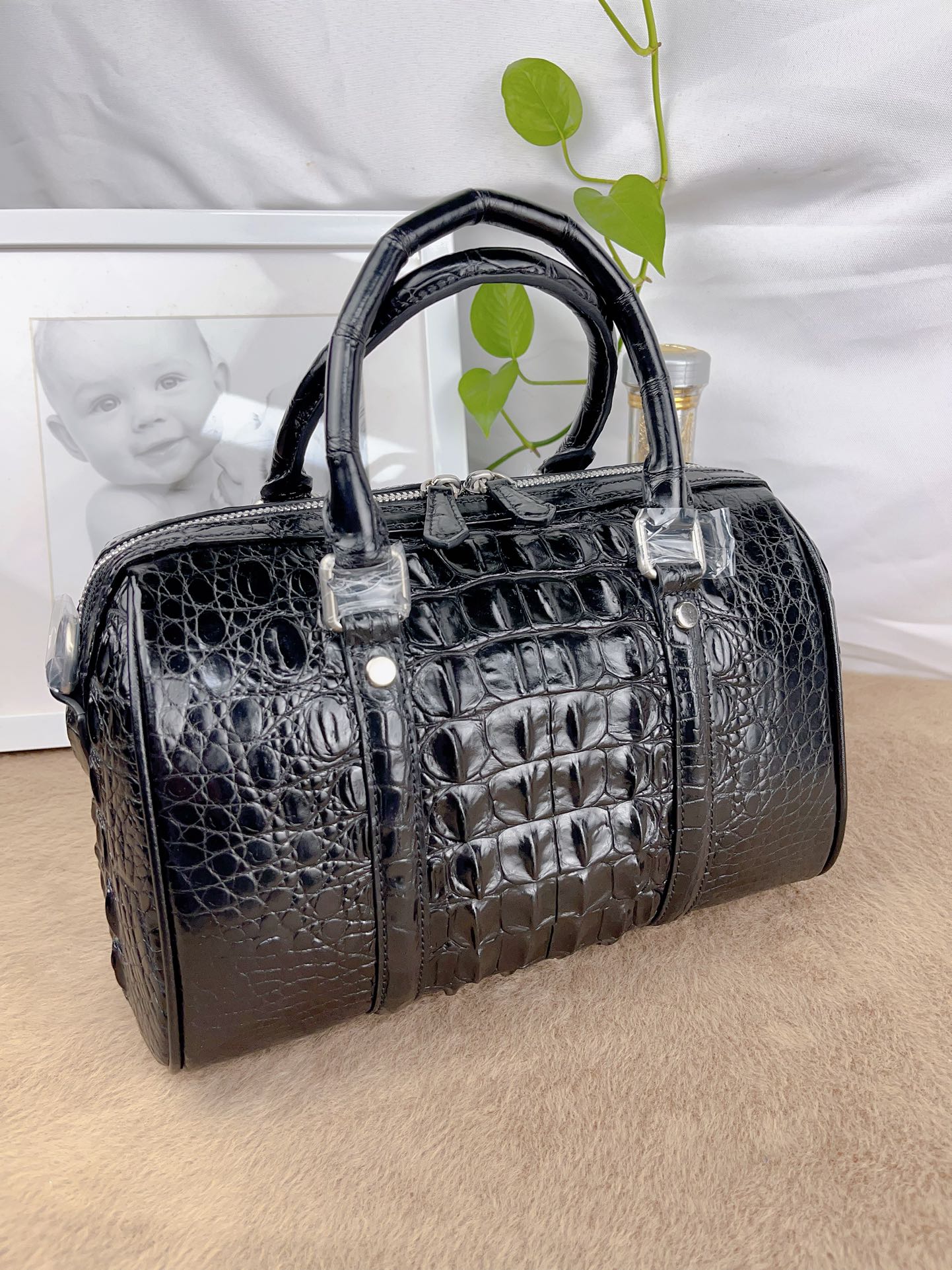 Crocodile Leather Black 27.5 x 17 x 15cm Glossy Double-Zip Pillow Bag HXB002 photo 3